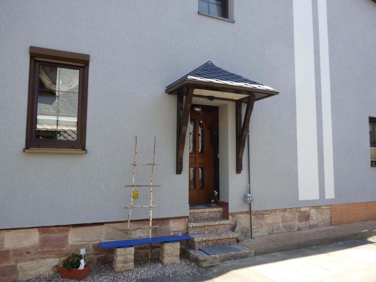 Ferienwohnung Fraebel Schmalkalden Luaran gambar
