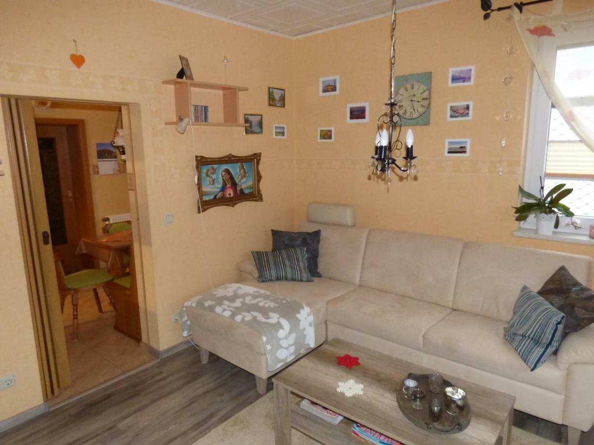 Ferienwohnung Fraebel Schmalkalden Luaran gambar