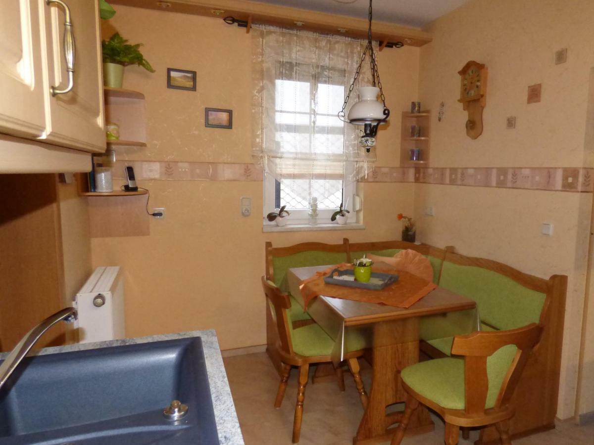 Ferienwohnung Fraebel Schmalkalden Luaran gambar