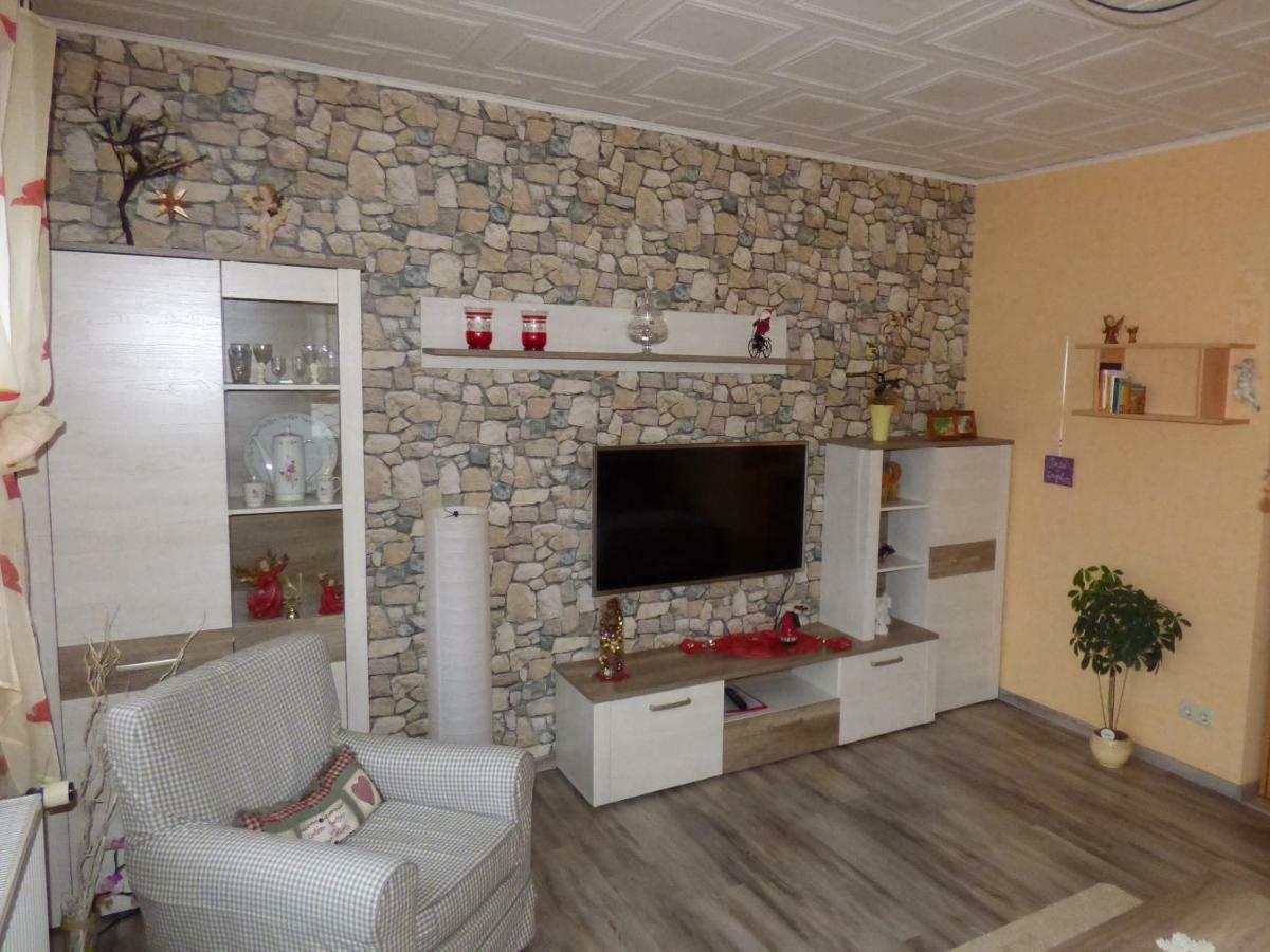 Ferienwohnung Fraebel Schmalkalden Luaran gambar